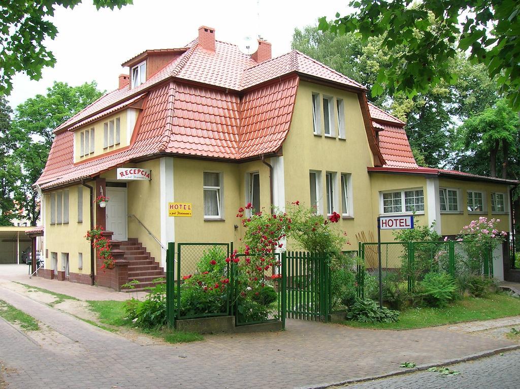 Hotel Pod Platanami Тшебніца Екстер'єр фото